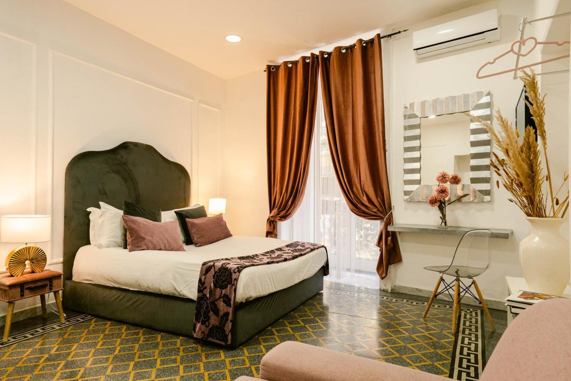 Random B&B เนเปิลส์ ภายนอก รูปภาพ